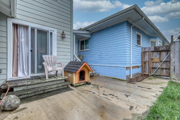 Seventh Street Select image 17